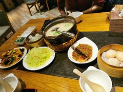 -小城粥道·海胆鲜虾粥(解放广场店)