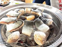 -围炉肉舍丹东海鲜烤肉·烤活鳗(步行街店)