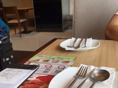 -必胜客(机场路店)