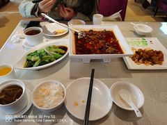 -国人川菜(李家村建东街店)
