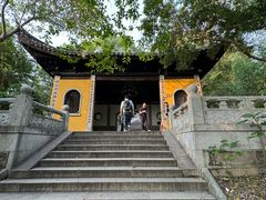 -灵岩山风景区