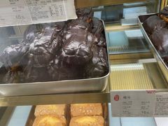 -上海哈尔滨食品厂(浦商百货昌里店)