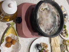-墨脱石锅椰子鸡•海鲜糟粕醋(榆亚路店)