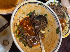 -蓝田九大碗民俗食府(蓝田店)