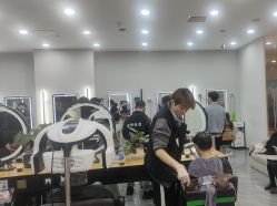 点击看大图 -藤野造型烫染·漂发