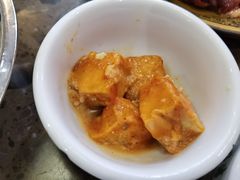 -黄利砖万峰林布依特色酸笋牛肉馆