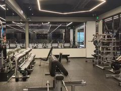 -懒人Club运动健身·运动康复·私教(卓越时代广场店)