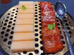 -鞍山大白鲨美食酒店