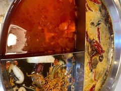 艳红酸辣三拼锅-陈艳红火锅菜·冒菜(簋街店)