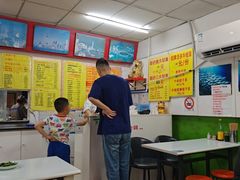 -明呈黄鱼面馆(斜土路店)