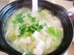 -闫家驴肉老店(华电一校店)