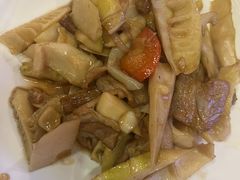 -鹅滋道(甘坑古镇店)