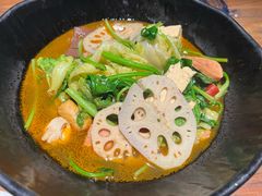 -万记麻辣烫国展总店