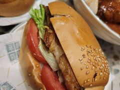 猪扒猪仔包-华嫂冰室(尖沙咀店)