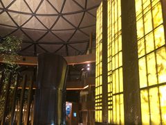 -上海滴水湖皇冠假日酒店