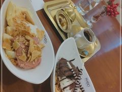 -MADO冰淇淋咖啡馆(淘金店)