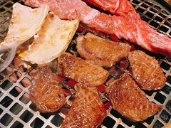 -肉魁屋·烧肉·烧鸟·酒场(高新店)