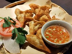 -大头虾越式风味餐厅(光明广场店)