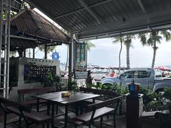 -Green Tree Rest. & Pub