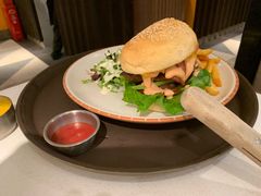 -阿妮叶李(光谷世界城店)