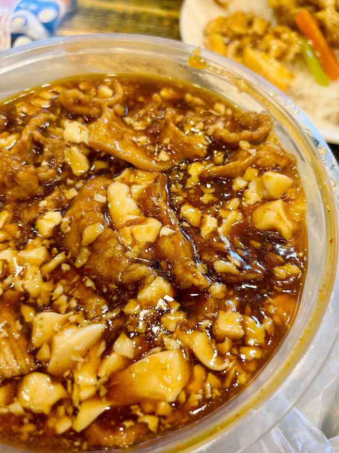 王记小馆(护军街店)-"豆花里脊盖饭,种草好好久了, 想着趁着近.