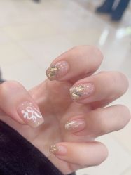 -UGIRL有个美甲