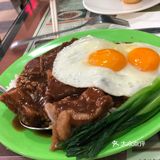 味道没有失望，腐乳空心菜、虾仁滑蛋