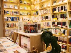 -猫的天空之城概念书店(印象城购物中心店)