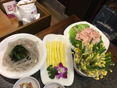 -小天鹅火锅·一线江景洪鼎旗舰店(洪崖洞店)