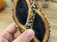 碱水黑芝麻奶酥-CARINO BAKERY&CAFE(人广来福士店)