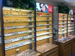 -优医视平价眼镜超市蔡司依视路折扣(小马厂店)