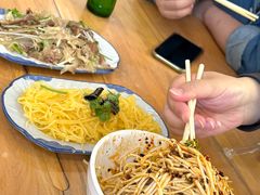 -十二忠手拉面(中华路店)