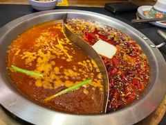 -沸炉重庆老火锅(军事博物馆店)