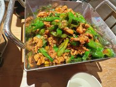 -川堂风·跷脚牛肉·乐山爆炒(宝山日月光店)