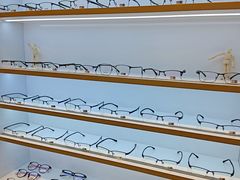 -罗伯特眼镜·蔡司官方授权(前海桂湾店)