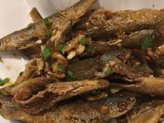 -丹江口渔村·湘味厨房(桃园店)