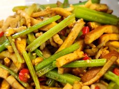 -民间瓦缸煨汤館(嵩山路店)