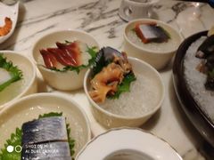 -雍和会海鲜姿造自助(湖东路店)