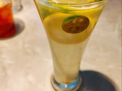 -必胜客(威高广场店)