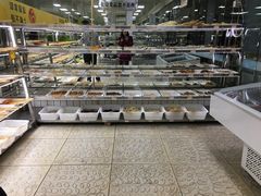 面包甜点陈列柜-袁记串串香(人民公园店)