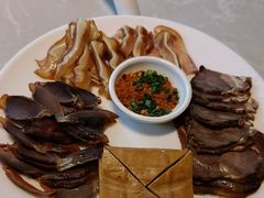 -俏牛哥鲜牛肉牛肆馆(重庆天地店)