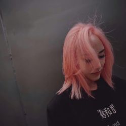 -构想时尚发型会所