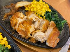 香辣烤肠配黑椒鸡排-萨莉亚意式餐厅(深圳北站店)