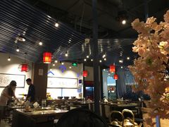 大堂-尚尚仙·酸汤猪手·猪肚鸡火锅(华联万柳购物中心店)