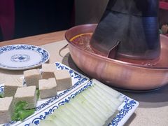 -东镇老火锅(长春路首店)