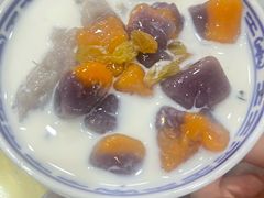 -广信牛奶甜品世家(台东店)