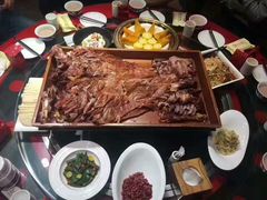 毡房头牌大菜蒙古烤全羊-九十九顶毡房(阜石路店)