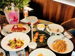 -MONICH牛排融合餐厅(和义大道购物中心店)