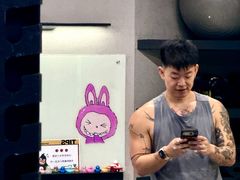 -超级猩猩健身·私教(上海体育场店)