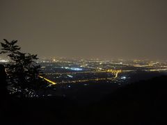 -鬼笑石后山停车场